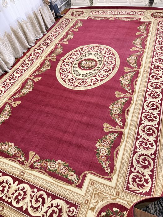 Gilam sotiladi, arzonga bervoramiz.