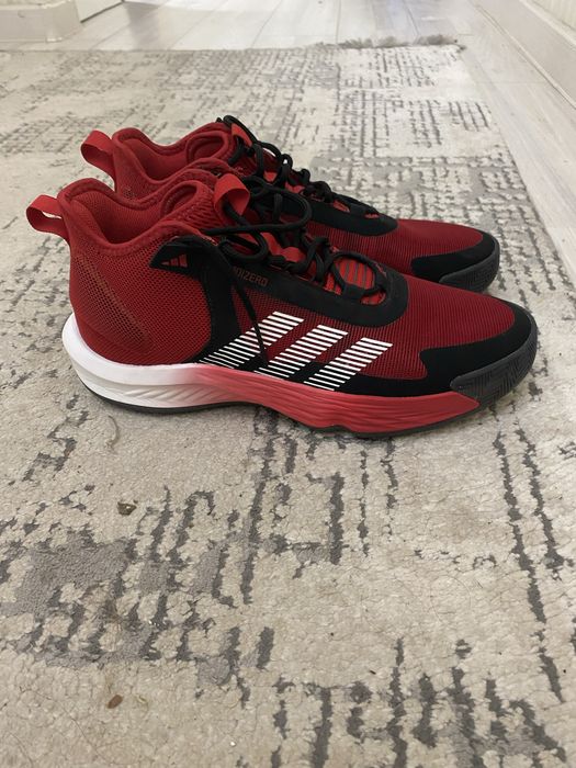 Кроссовки адидас для разных спорт