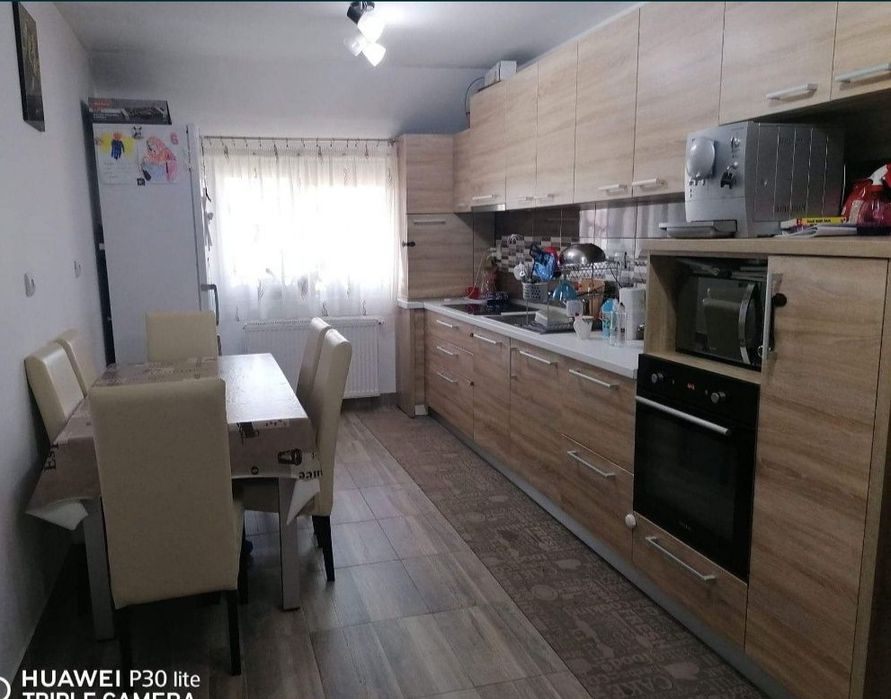 Apartament 3 camere + living, 2 nivele