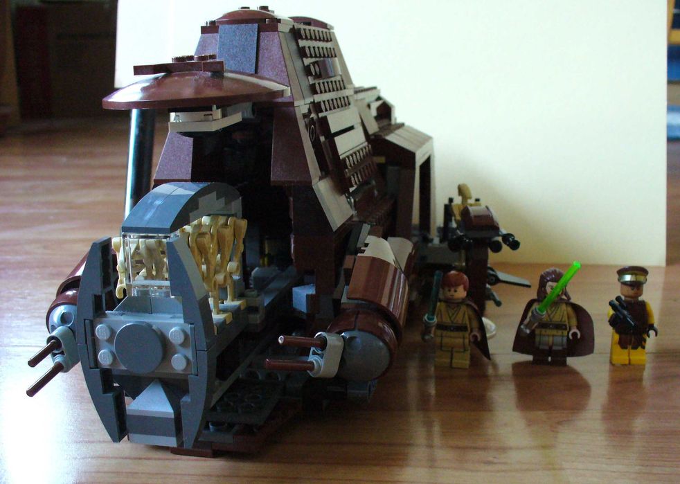 LEGO® Star Wars модели 75058 и 75048