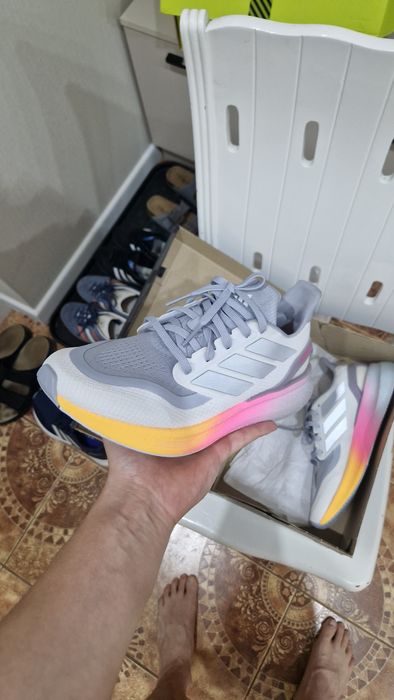Беговые кроссовки Adidas pureboost 5
