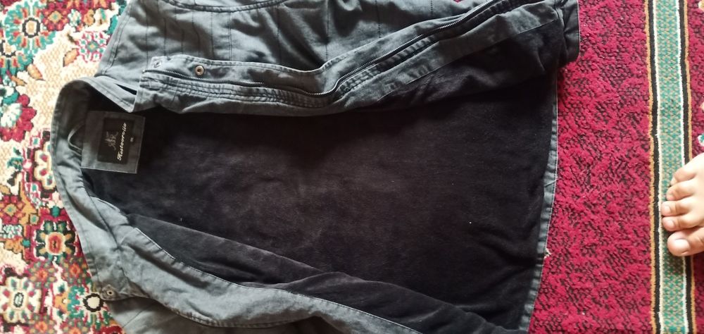 Куртка мужская..