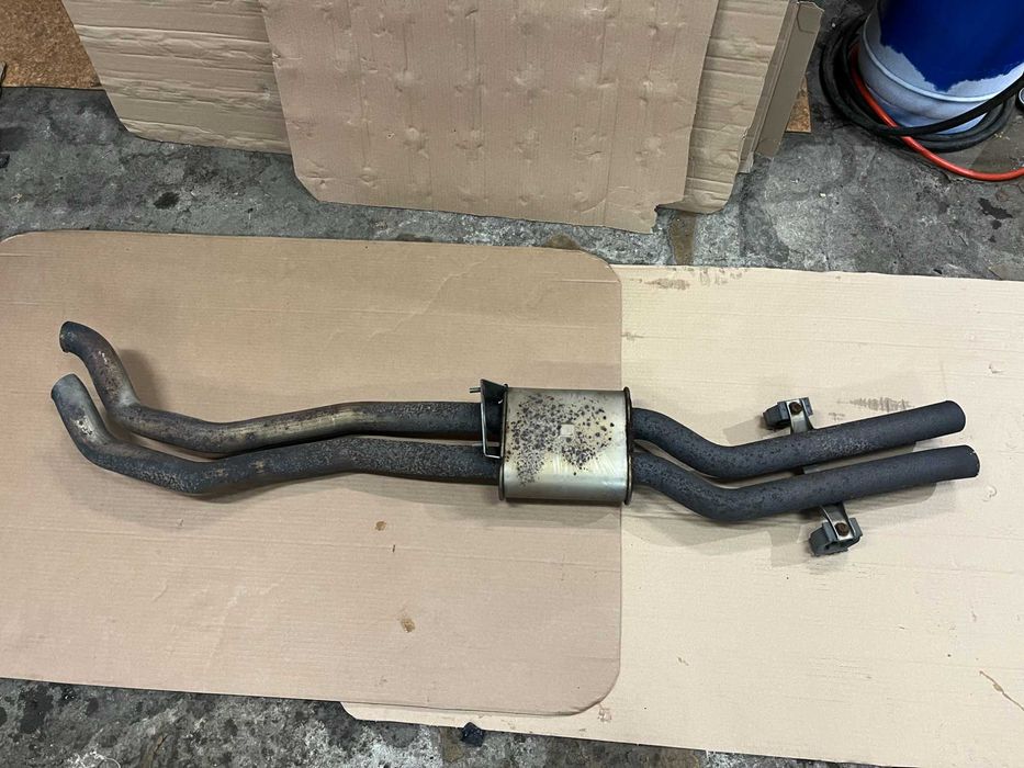 Средна част от генерацията за BMW E46 330i