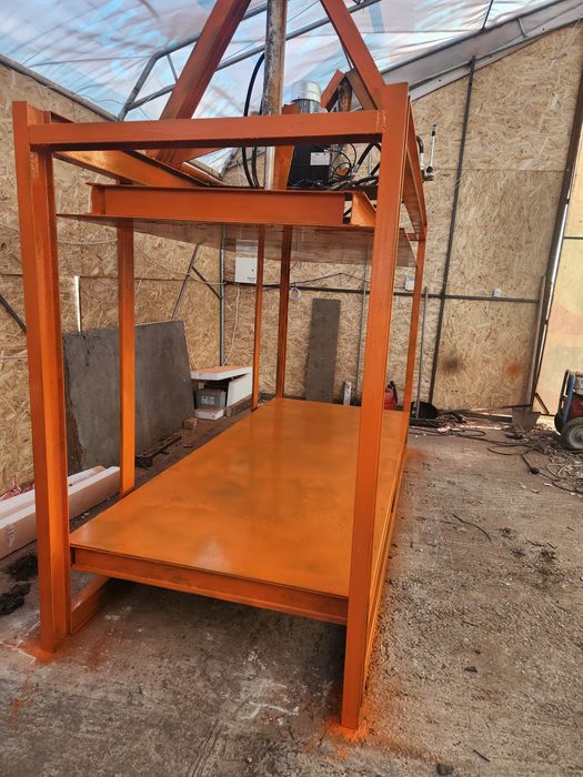 Presă panouri sip hidraulică