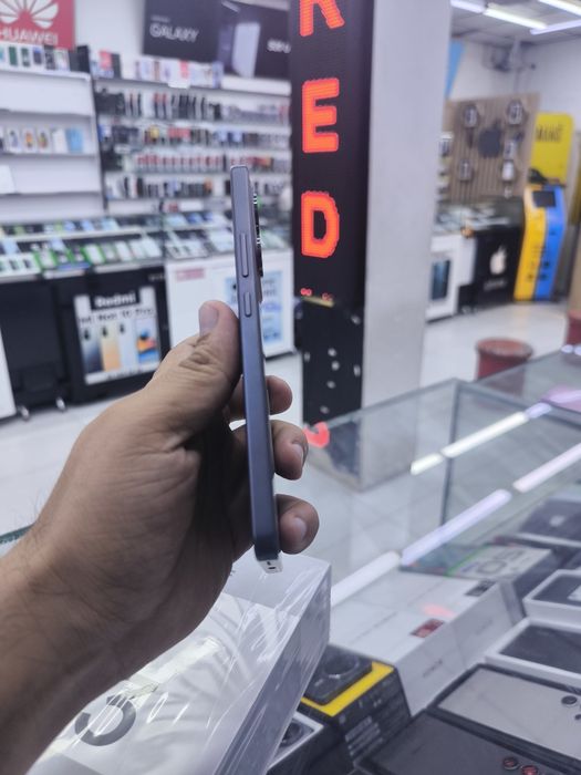 oppo reno F13 8/256 qora