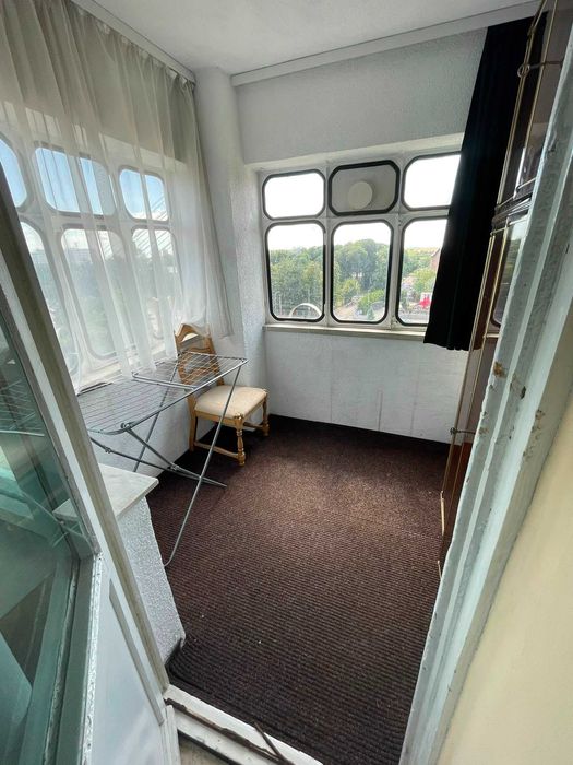 Apartament 3 camere decomandate, 2 bai, 3 balcoane, 80 mp