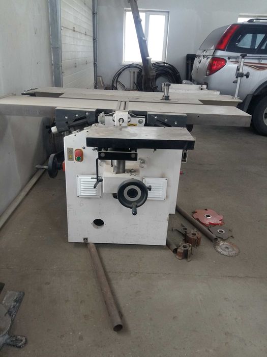 Продам деревообрабатывающий станок