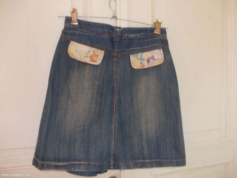 fusta de blugi M