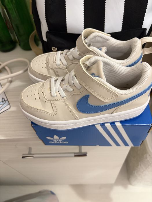 маратонки nike 28 номер