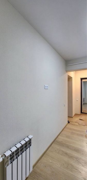 Чиланзар 1  1комнатная.  2этаж. Кирпич. Ор Мукимий