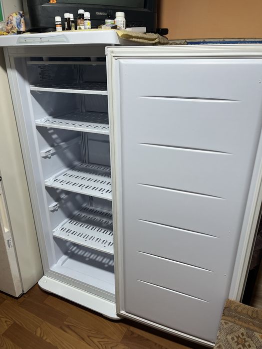 Морозильник Бирюса