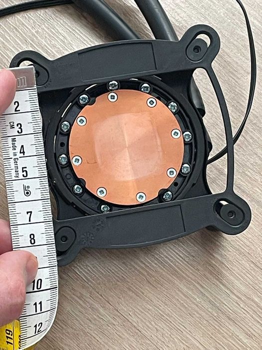 Cooler PC racire lichida - custom loop