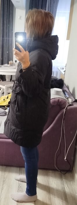 Продам  черную куртку демисезон