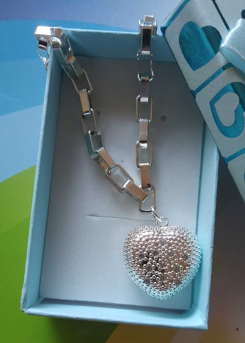 Масивен,дамски,сребърен ланец, масивна сребърна гривна. Много модели.