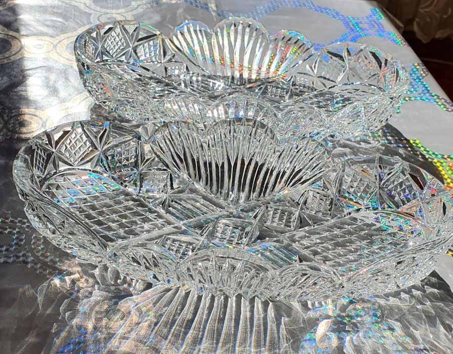 Комплект из 2 хрустальных вазочек длиной 30 см