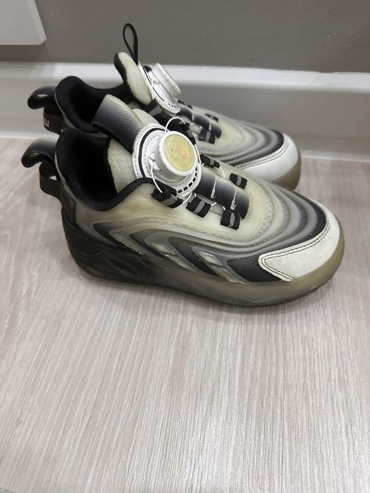 Ролик кроссовка сатылады