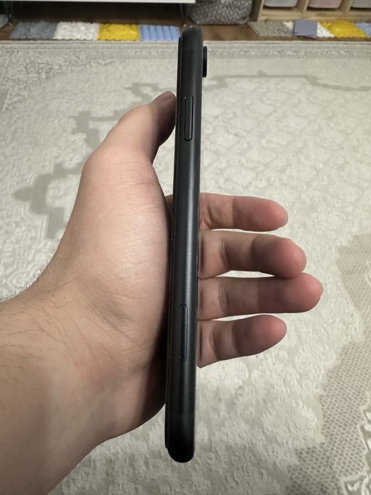 iPhone XR 64 GB, черный