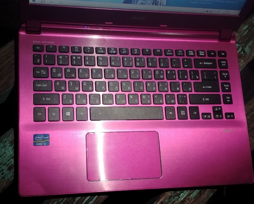 Продам полностью рабочий ноутбук