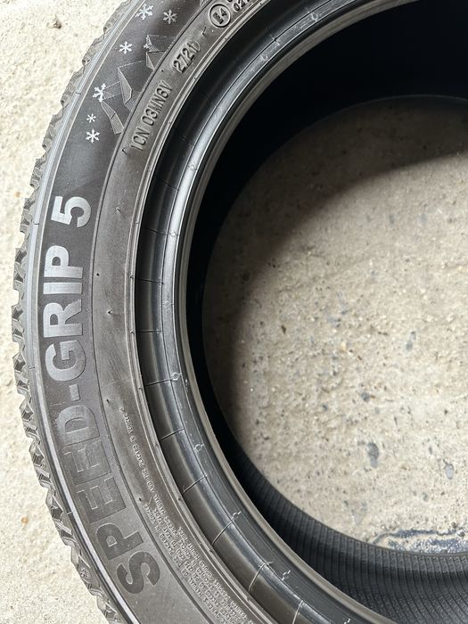 215/55 R17 Semperit Speed-Grip 5