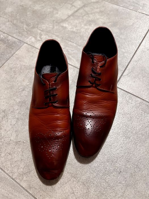 Pantofi din piele maro