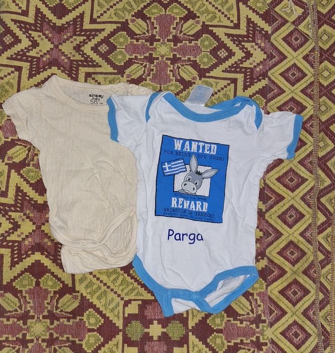 Здравейте продавам за вече малки дрешки размер 50-56 по 1 лв бр