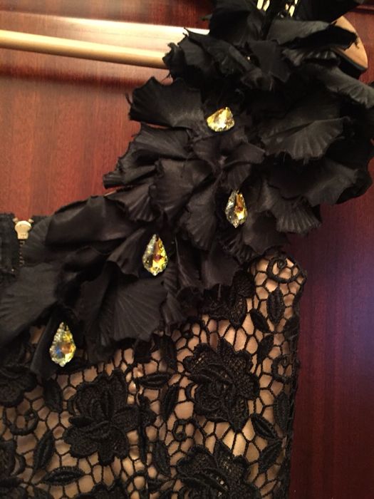 Элегантное платье