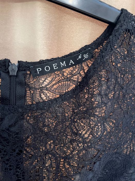 Rochie Poema, cu dantela neagră