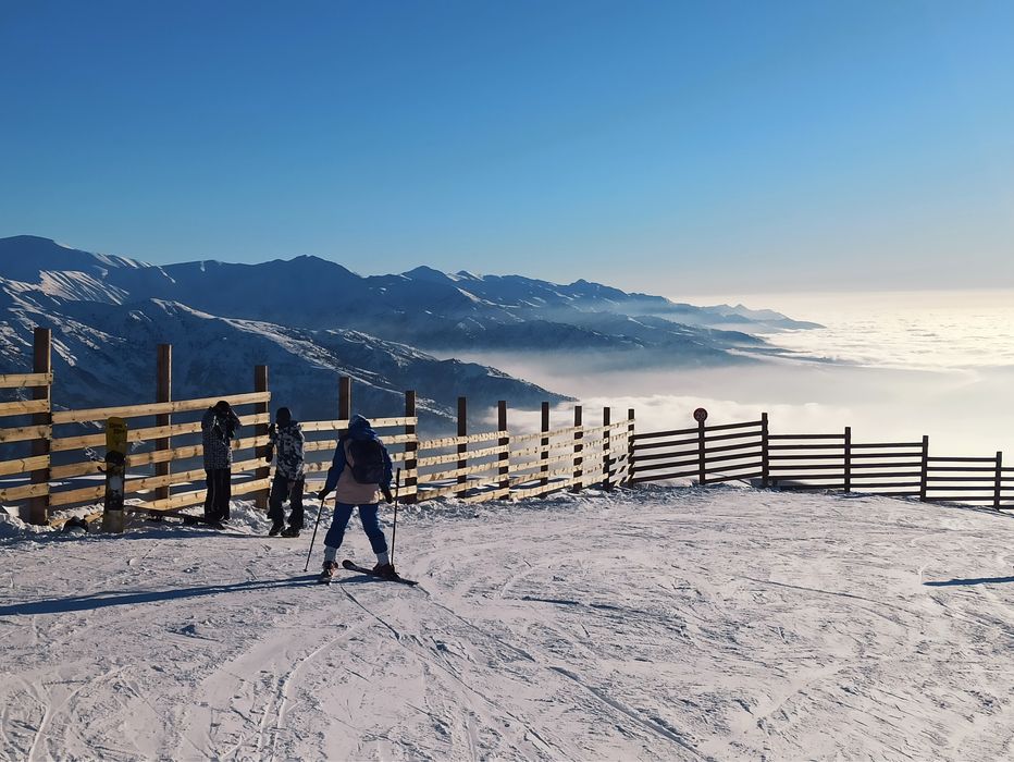 Ежедневные поездки в горнолыжный курорт Амирсай !