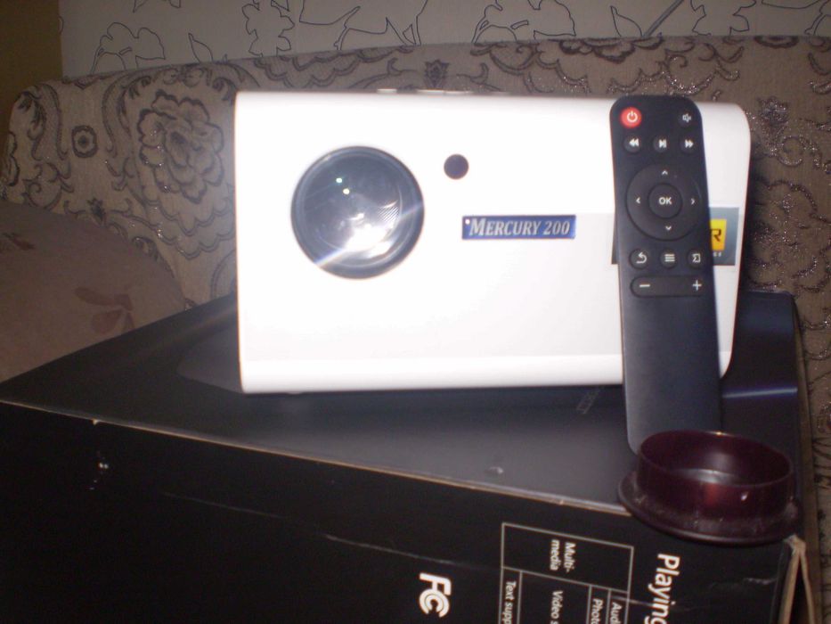 .Хороший   Проэктор SALANGE Т 10 New.