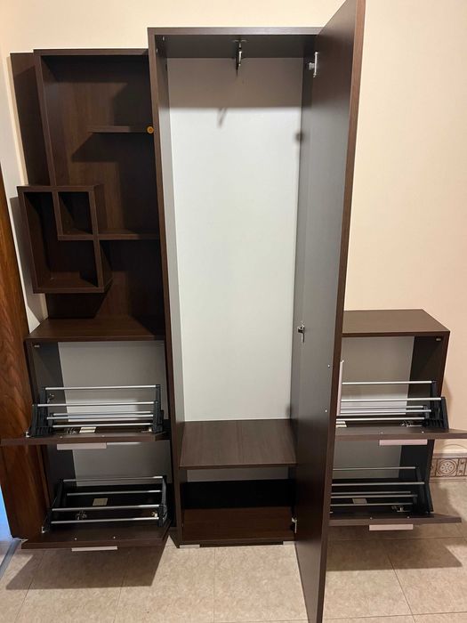 Комплект за антре ВЕНГЕ с огледало и шкаф за обувки, отлично състояние