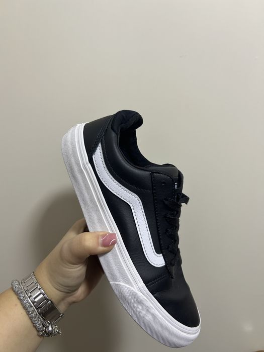 Оригинал кожени кецове Vans Old Skool