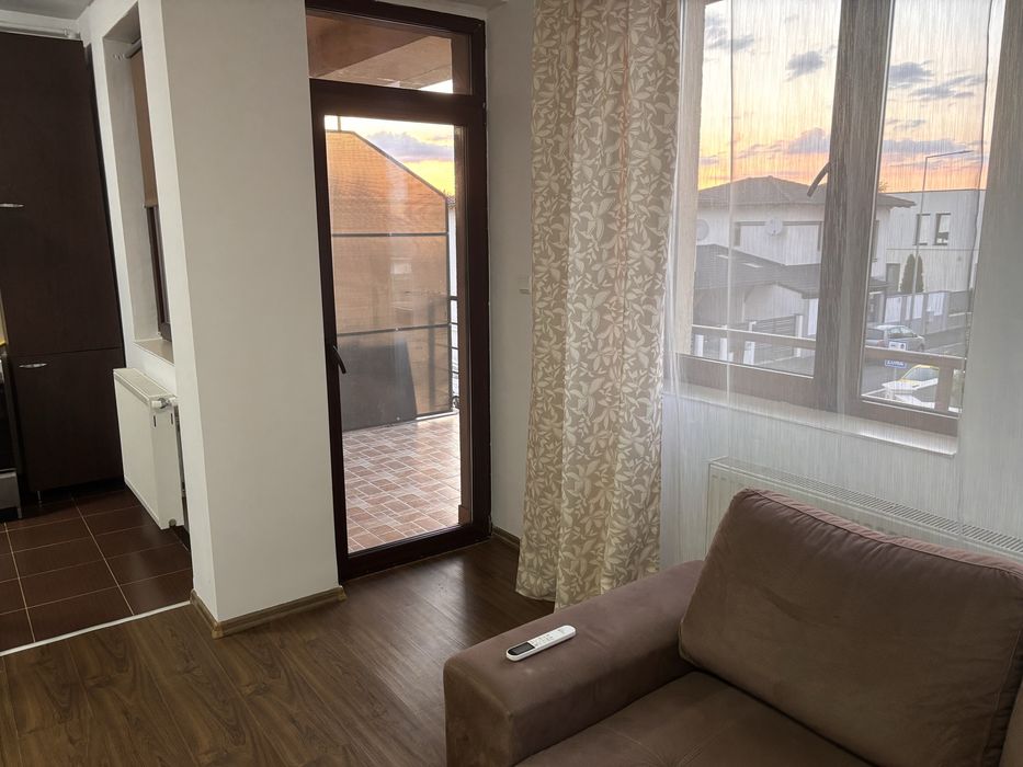Inchiriez apartament 2 camere zona Unirii / Pta de vechituri