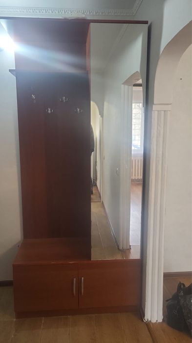 Продам прихожи шкаф