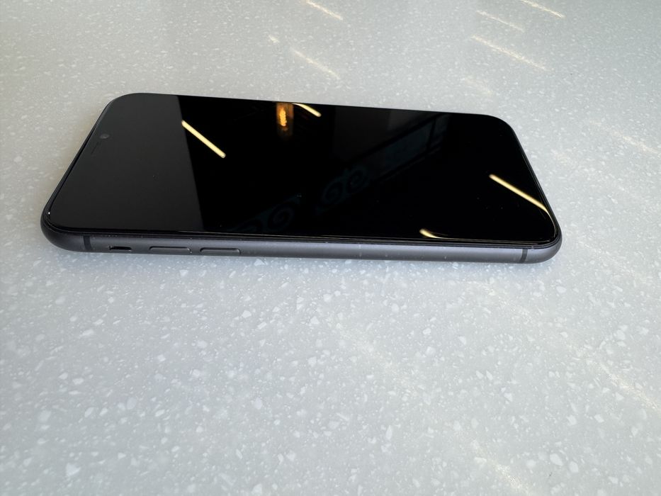 Продается iPhone 11. Все оригинал