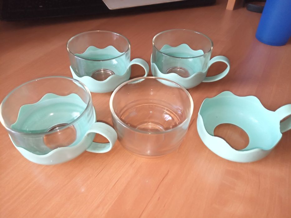 Продам подстаканники  сс стаканами