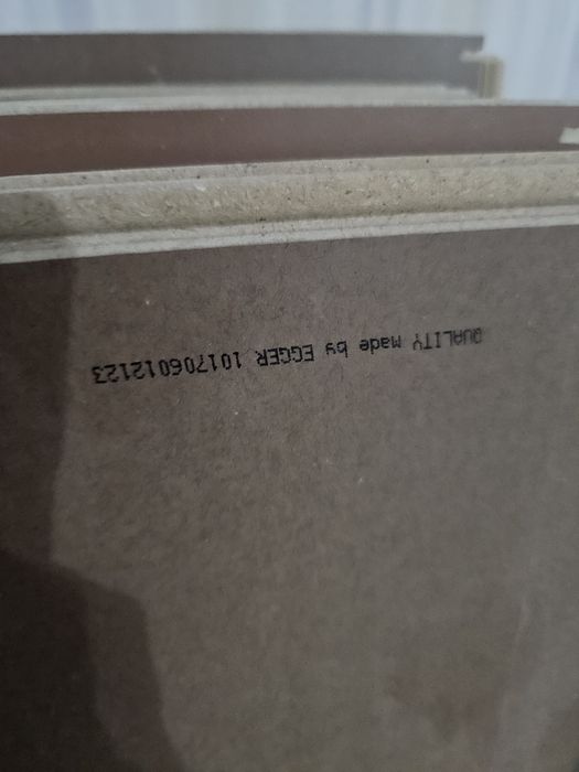 Продам ламинит 27 кв. Отличное состояние