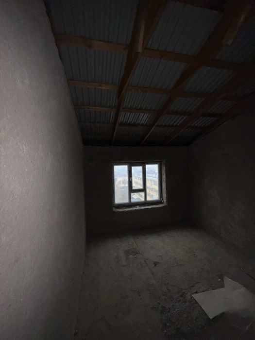 Коробка уй сотилади срочно