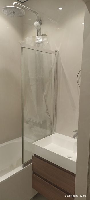 Перегородка для ванной комнаты раздвижной складной 5mm