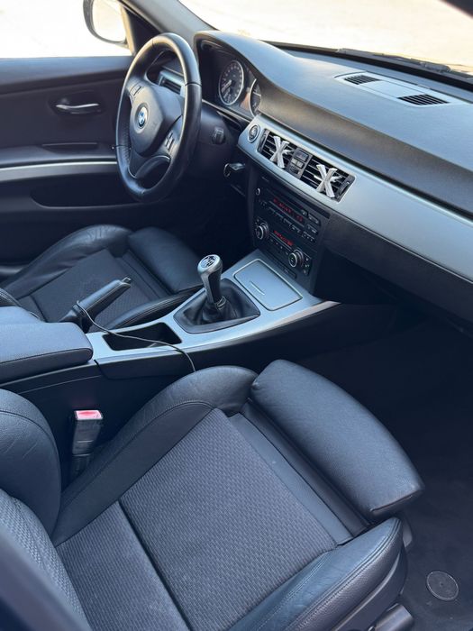 BMW E91 2.0D 2011 înmatriculat