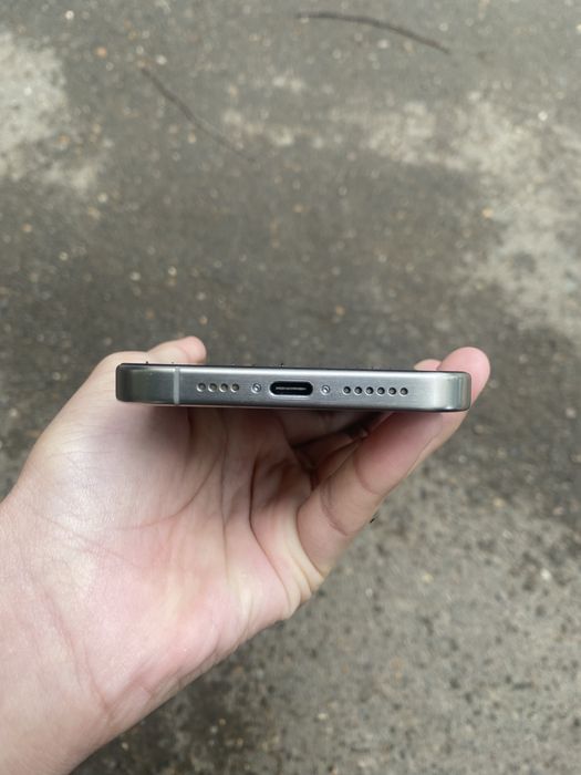 iPhone 15 Pro Max 256GB Natural Titanium Только обмен