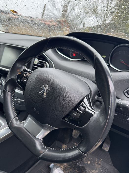 Пежо 308 T9 1.6HDi 92к.с. На части