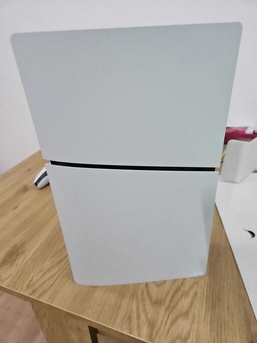 PlayStation 5 Digital Edition (PS5) Slim, 825GB SSD, E-Chassis - Garantie
