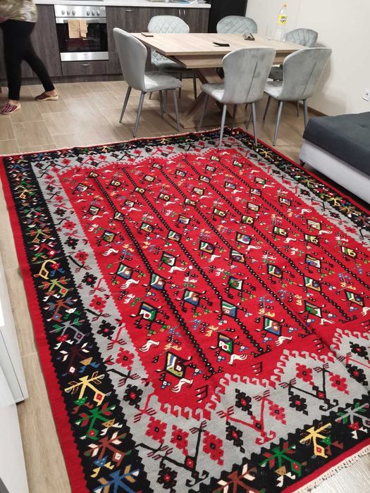 Автентичен Чипровски килим