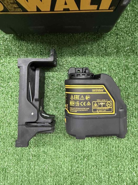 Лазер на DeWALT DW088