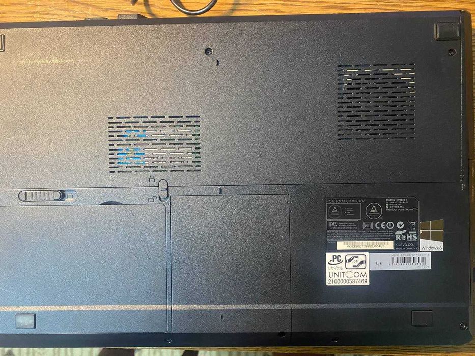 Clevo W350ET/nvidia 660m/16GB/240gb ssd/680gb hdd