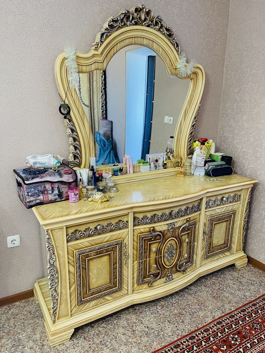 Спальная гарнитура