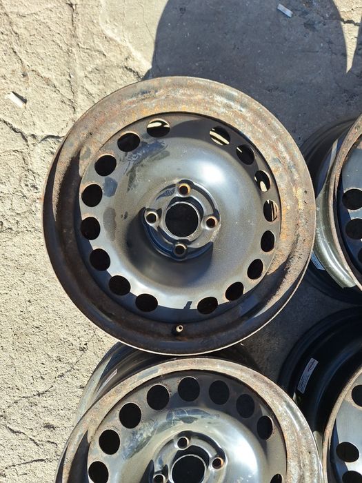 Опел-15цола-4/100-1бр.-35лв.-с тасове оригинални