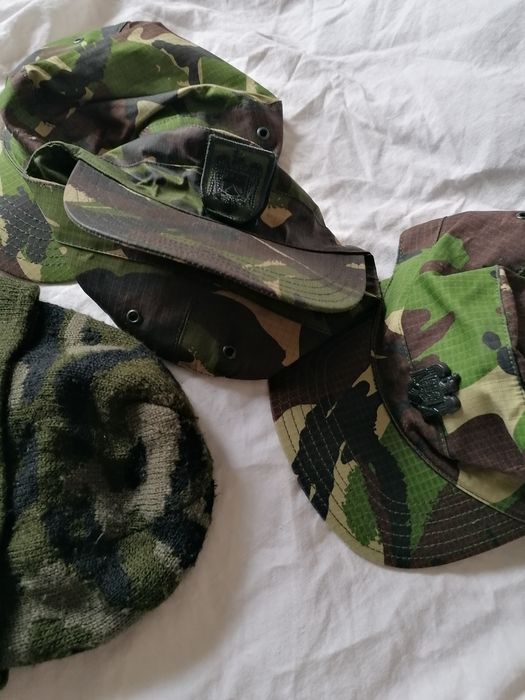 Boneta militara, șapcă, căciulă