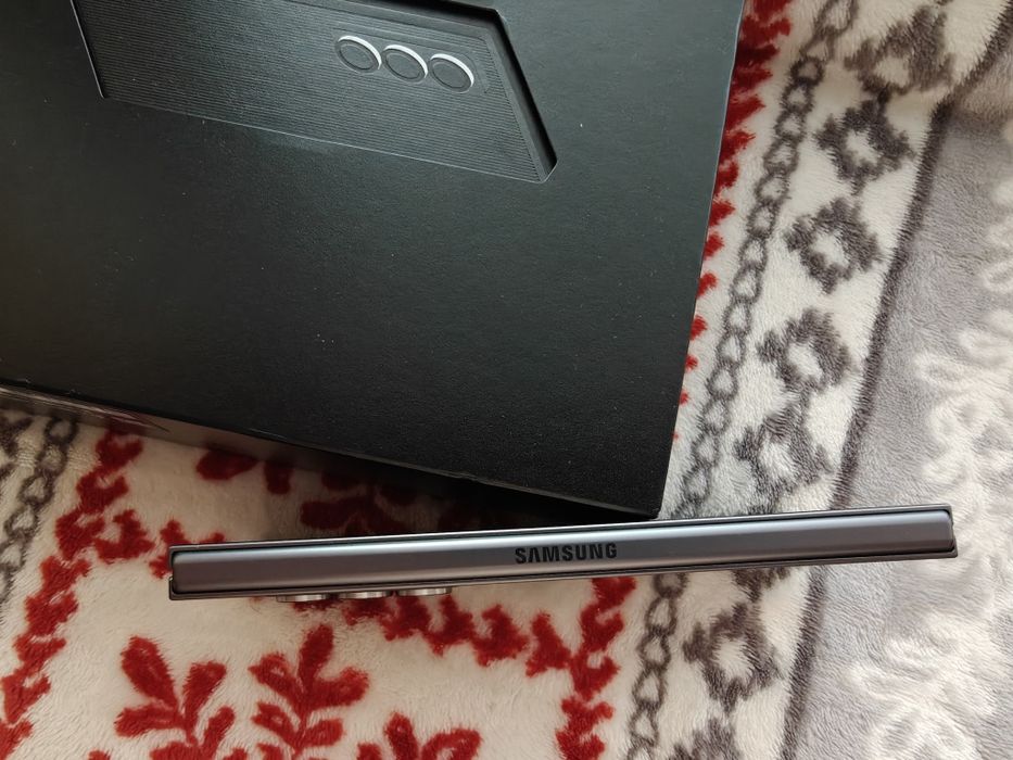 Samsung galaxy z fold SE (special edition)