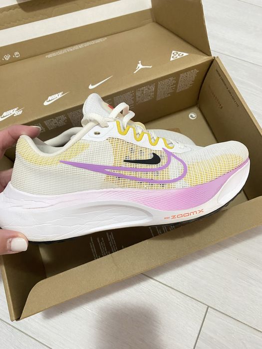 Спортни маратонки Nike